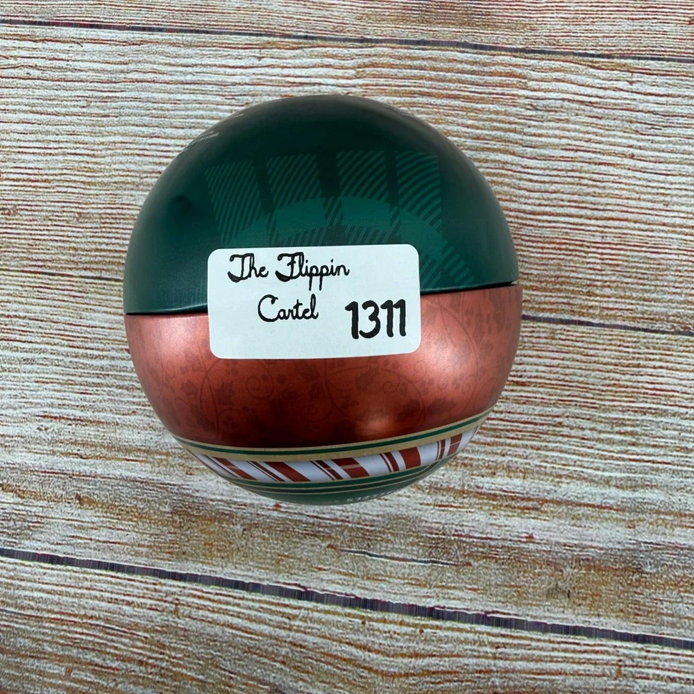 2025 Topps MLB Baseball Holiday‎ Ornaments Tin 59 Cards Roki Sasaki RC Sealed